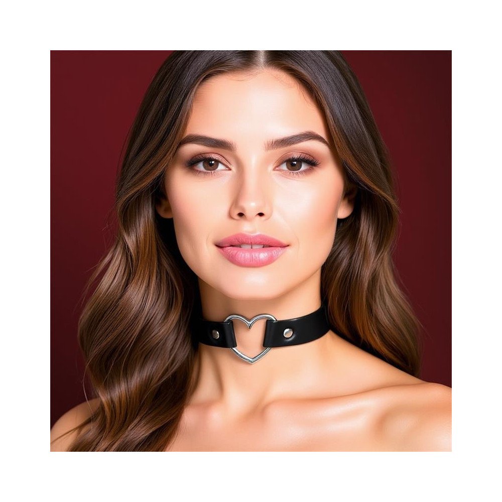 Collar con Corazon Tipo Choker Cuero Vegano Talla Unica